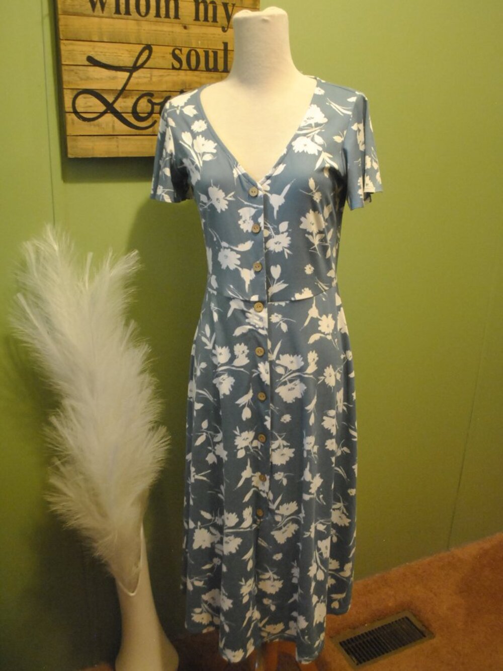 NWT Fortune + Ivy Jacey Teal Floral Button Front Midi Dress M 0078 - Picture 4 of 8